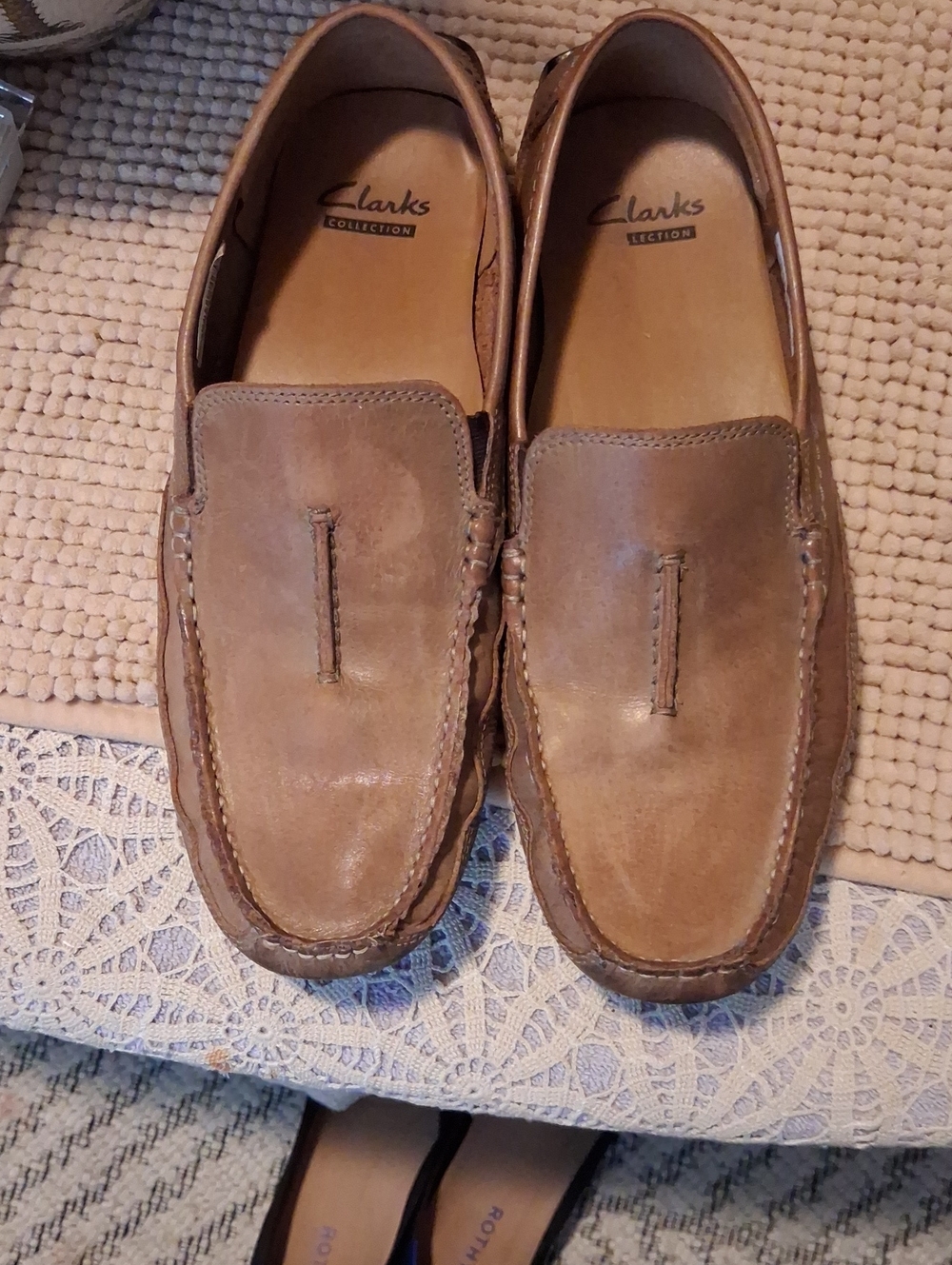 Clarks Men’s Brown Leather Slip-On Moccasin Loafers